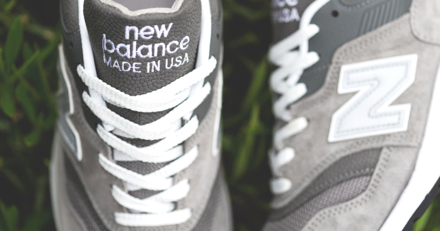 New Balance bị cáo buộc vì quảng cáo sneakers "MADE IN USA" nhưng sử dụng đế giày Trung Quốc