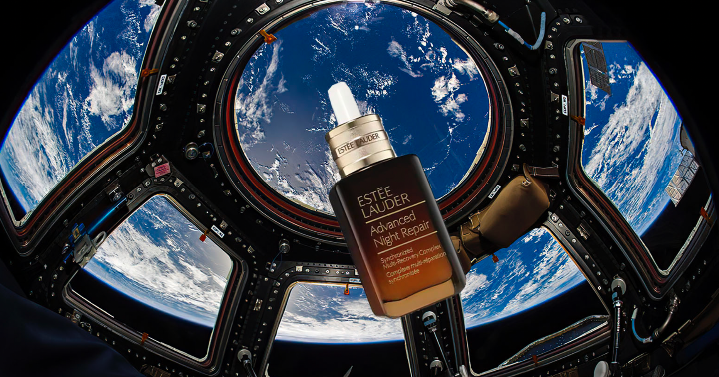 Có thể bạn chưa biết: Estee Lauder là thương hiệu mỹ phẩm đầu tiên “bay vào không gian”