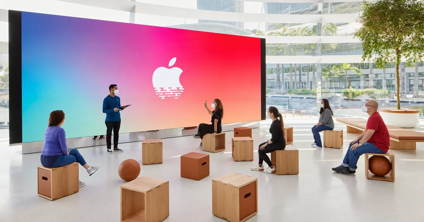 Chiến lược phân phối của Apple đưa họ lên số 1 thế giới ra sao?
