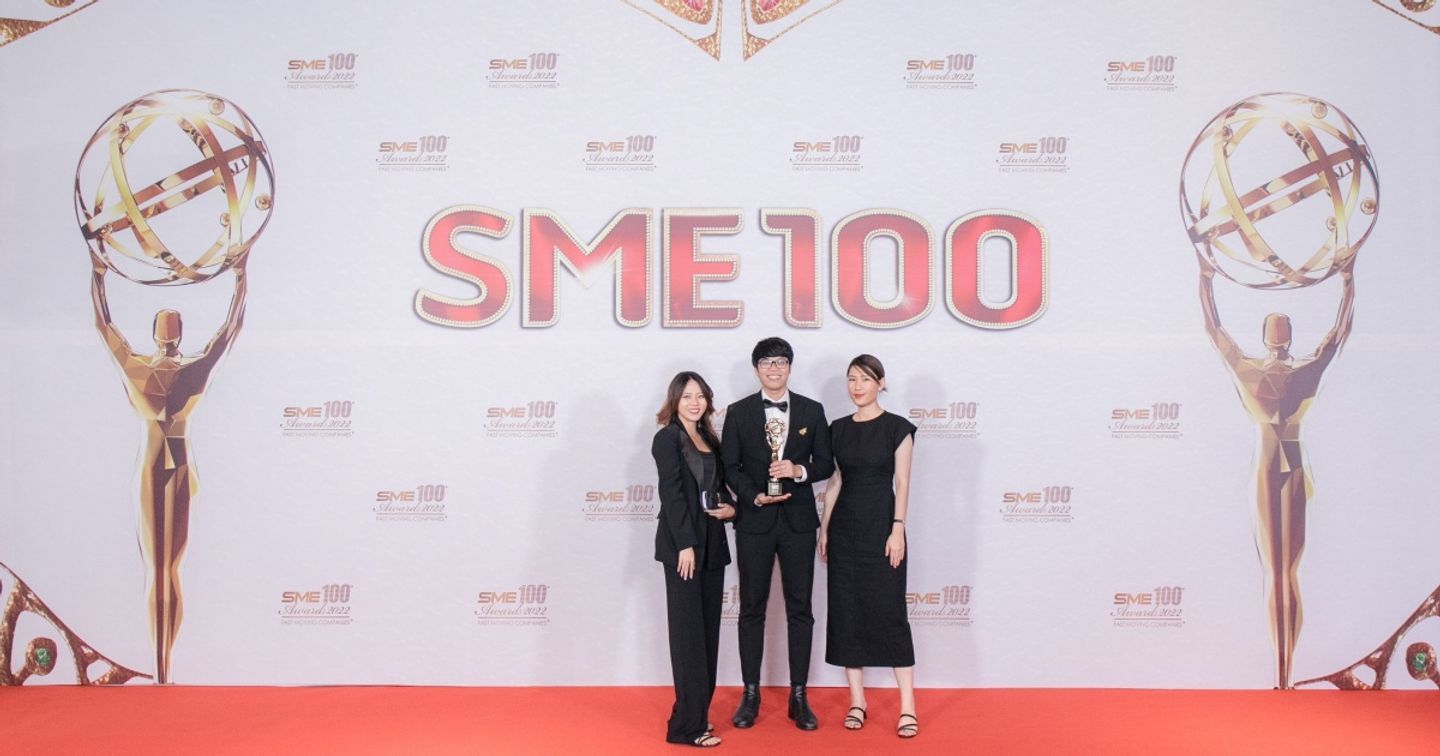 Double U - agency của  Min, Hoàng Dũng, Đức Phúc,... nhận Giải thưởng “SME100 Awards 2022 - Fast Moving Companies”